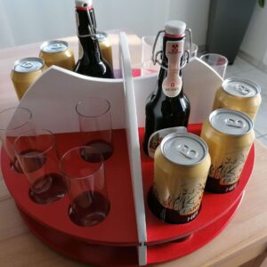 Serviertablett für acht Flaschen und Gläser