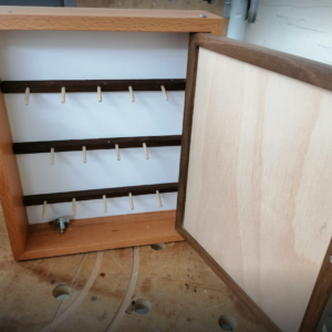 190 x 65 x 25mm