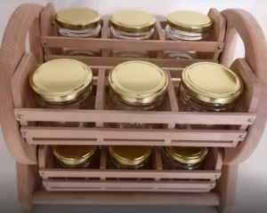 Paternoster mit zwölf Gläser